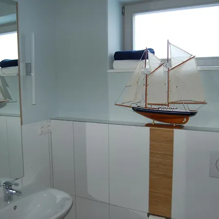 Grosser Onkel Nr 2 Διαμέρισμα *